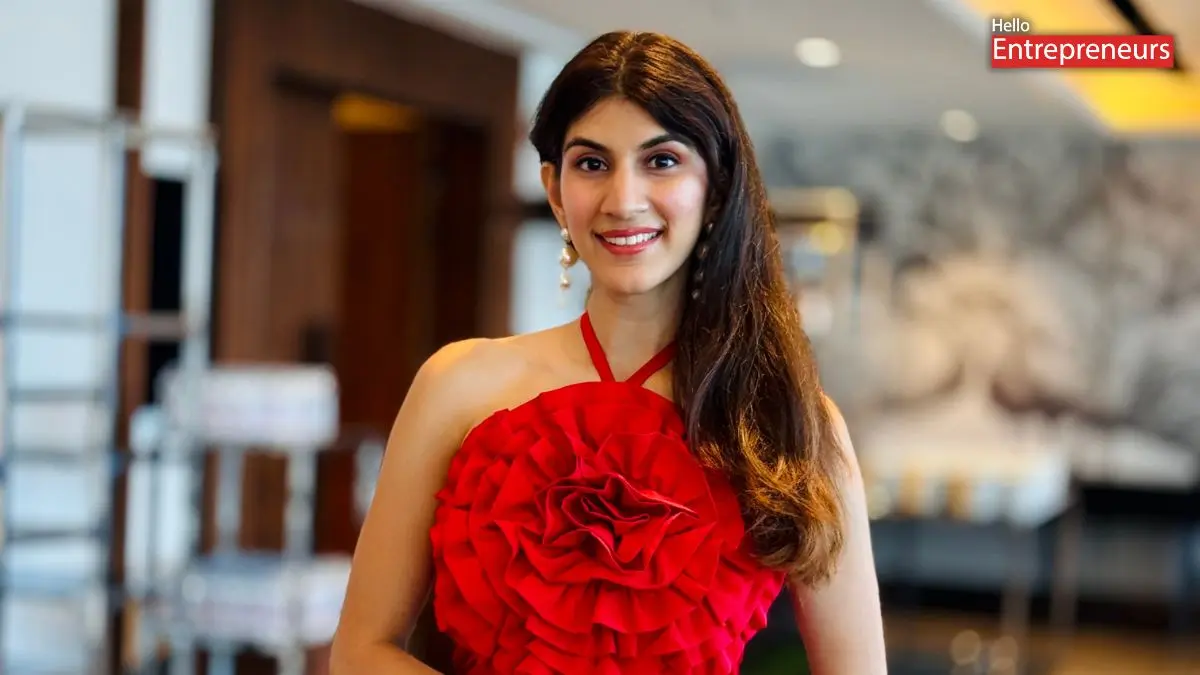 Looking to fulfil your travel dreams with a full time job? Ask Simran Malhotra Looking to fulfil your travel dreams with a full time job? Ask Simran Malhotra